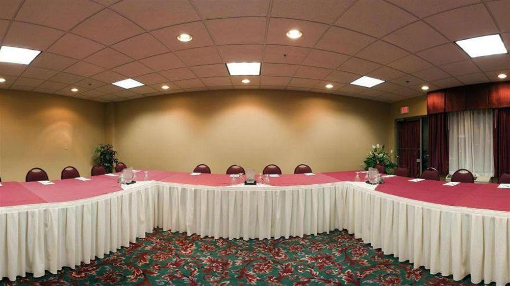 Holiday Inn & Suites Wausau-Rothschild By Ihg Εξωτερικό φωτογραφία