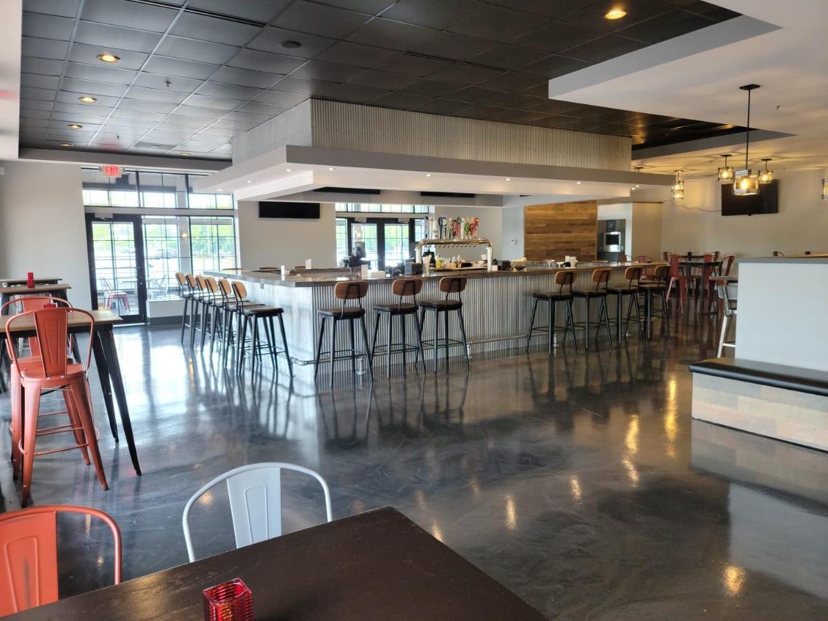 Holiday Inn & Suites Wausau-Rothschild By Ihg Εξωτερικό φωτογραφία