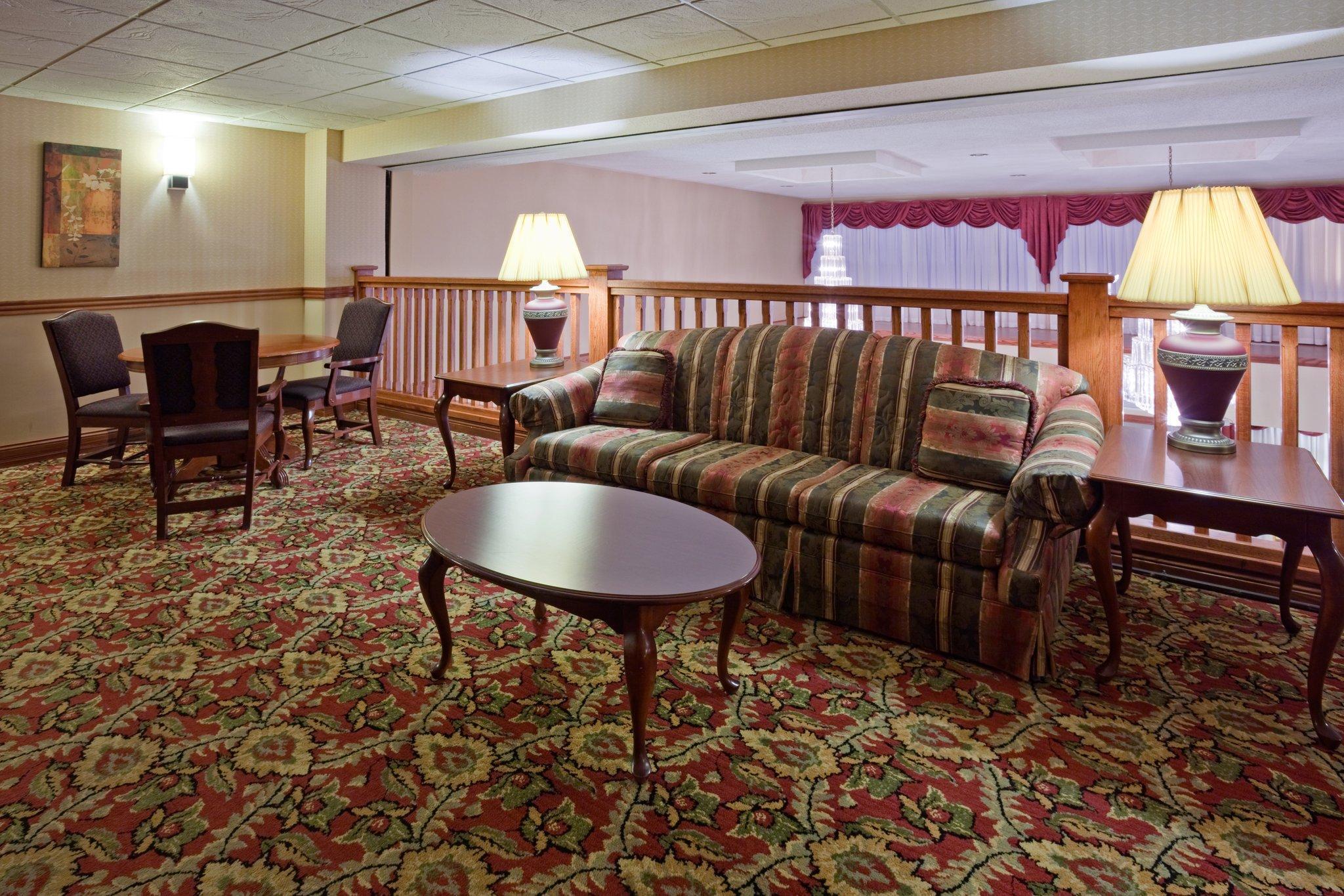 Holiday Inn & Suites Wausau-Rothschild By Ihg Εξωτερικό φωτογραφία
