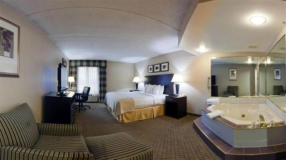 Holiday Inn & Suites Wausau-Rothschild By Ihg Εξωτερικό φωτογραφία